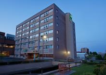 Holiday Inn Express Suites Harbour Side