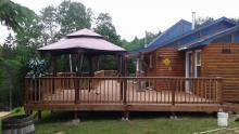 Black Bear Den's